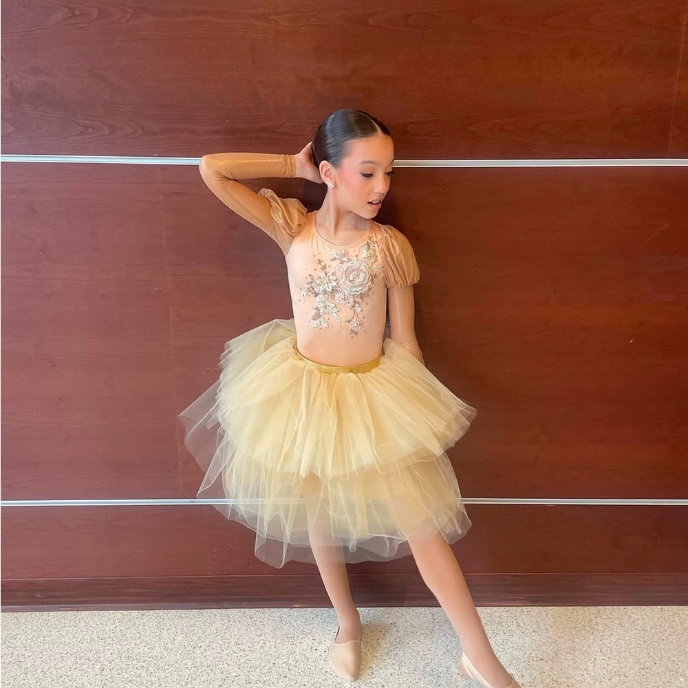 Custom Ilogear dance costume lyrical Aurora child large